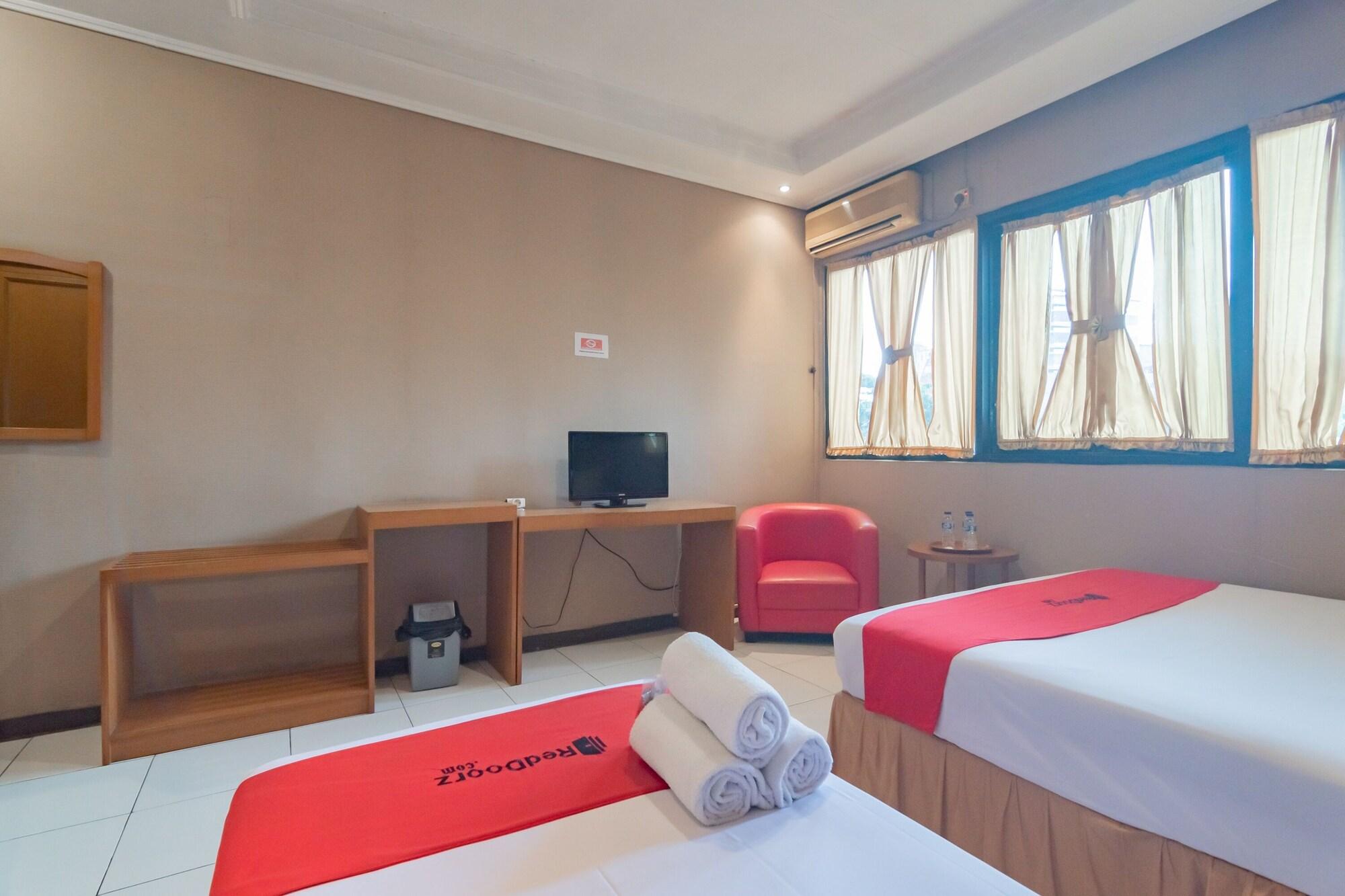 Reddoorz Plus @ Sukamulya Pasteur 2 Bandung Dış mekan fotoğraf