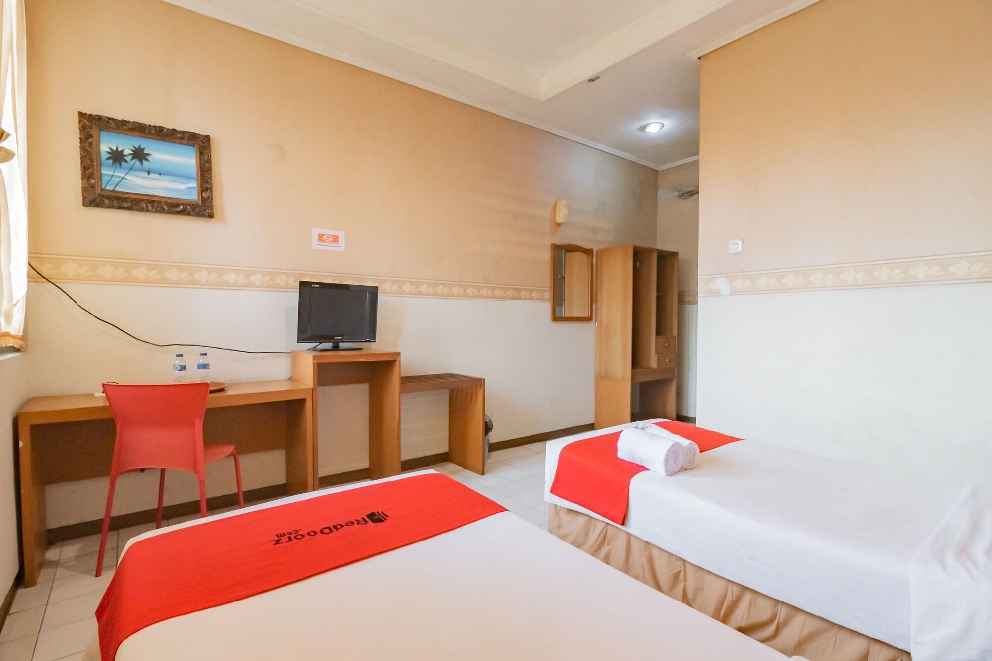 Reddoorz Plus @ Sukamulya Pasteur 2 Bandung Dış mekan fotoğraf