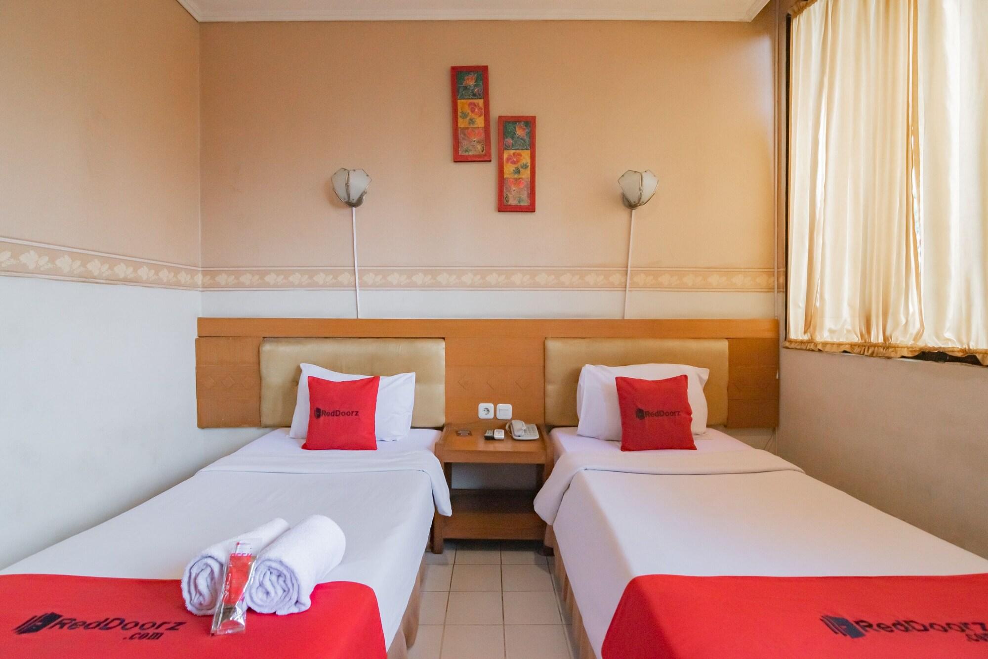 Reddoorz Plus @ Sukamulya Pasteur 2 Bandung Dış mekan fotoğraf